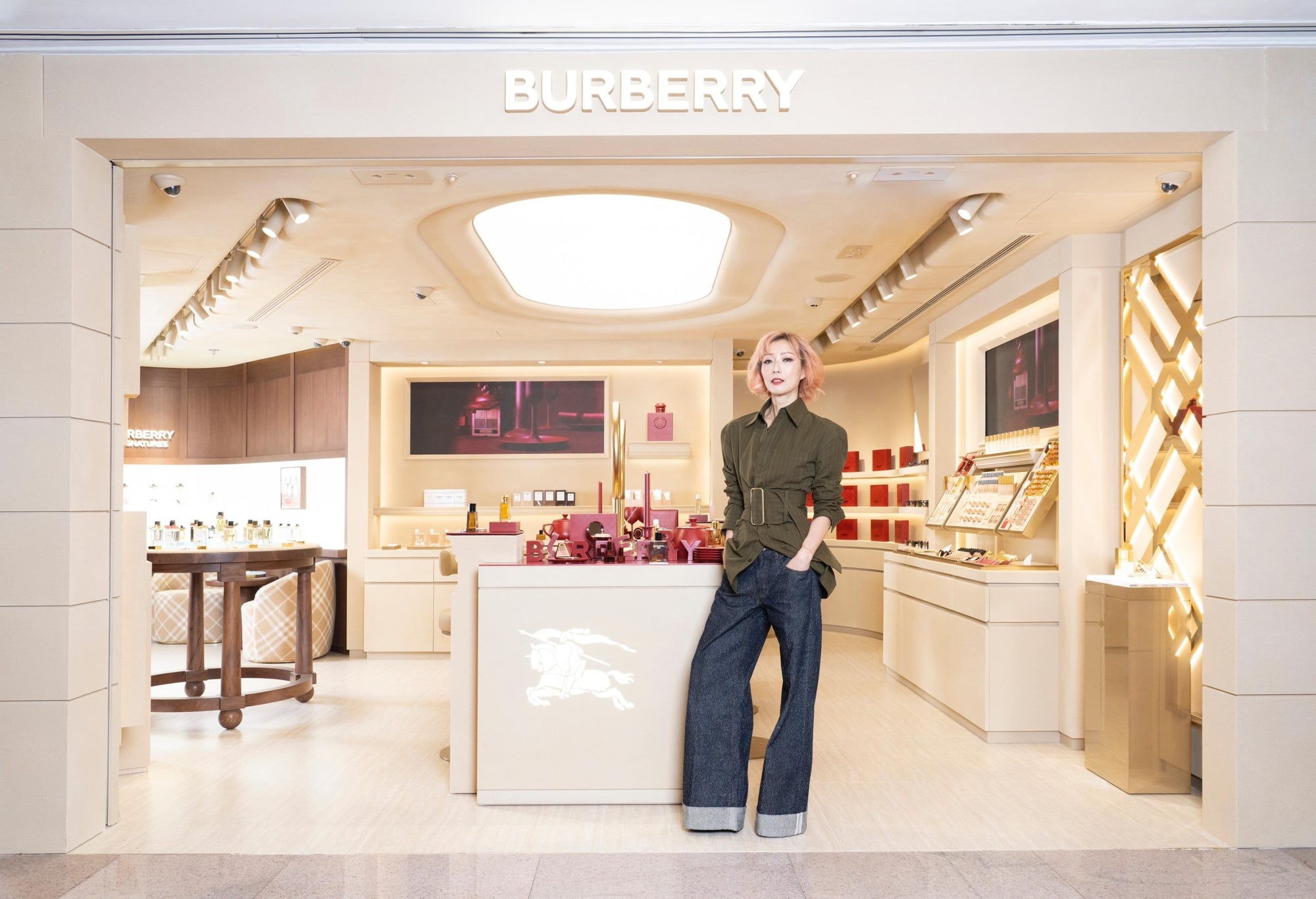 New Burberry Beauty festive pop up brings a red holiday takeover to Harbour City in Hong Kong