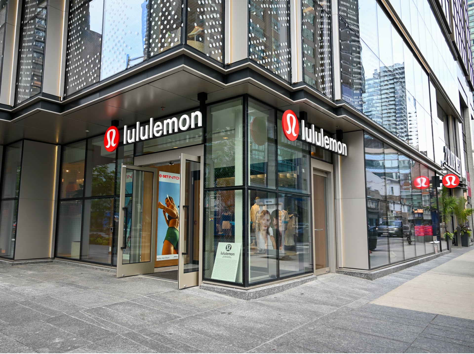 Chip Wilson Urges lululemon Shareholders to vote for Independent Board Nominees