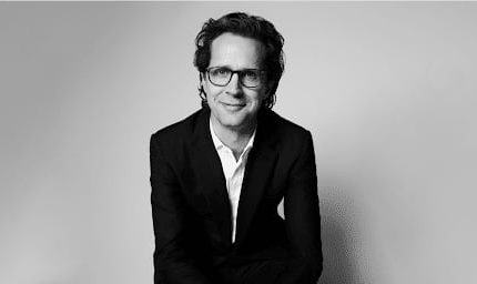 Stefan Larsson