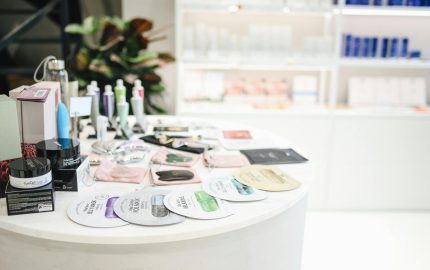 5 Cosmetic & Beauty Industry Trends to Know In 2024