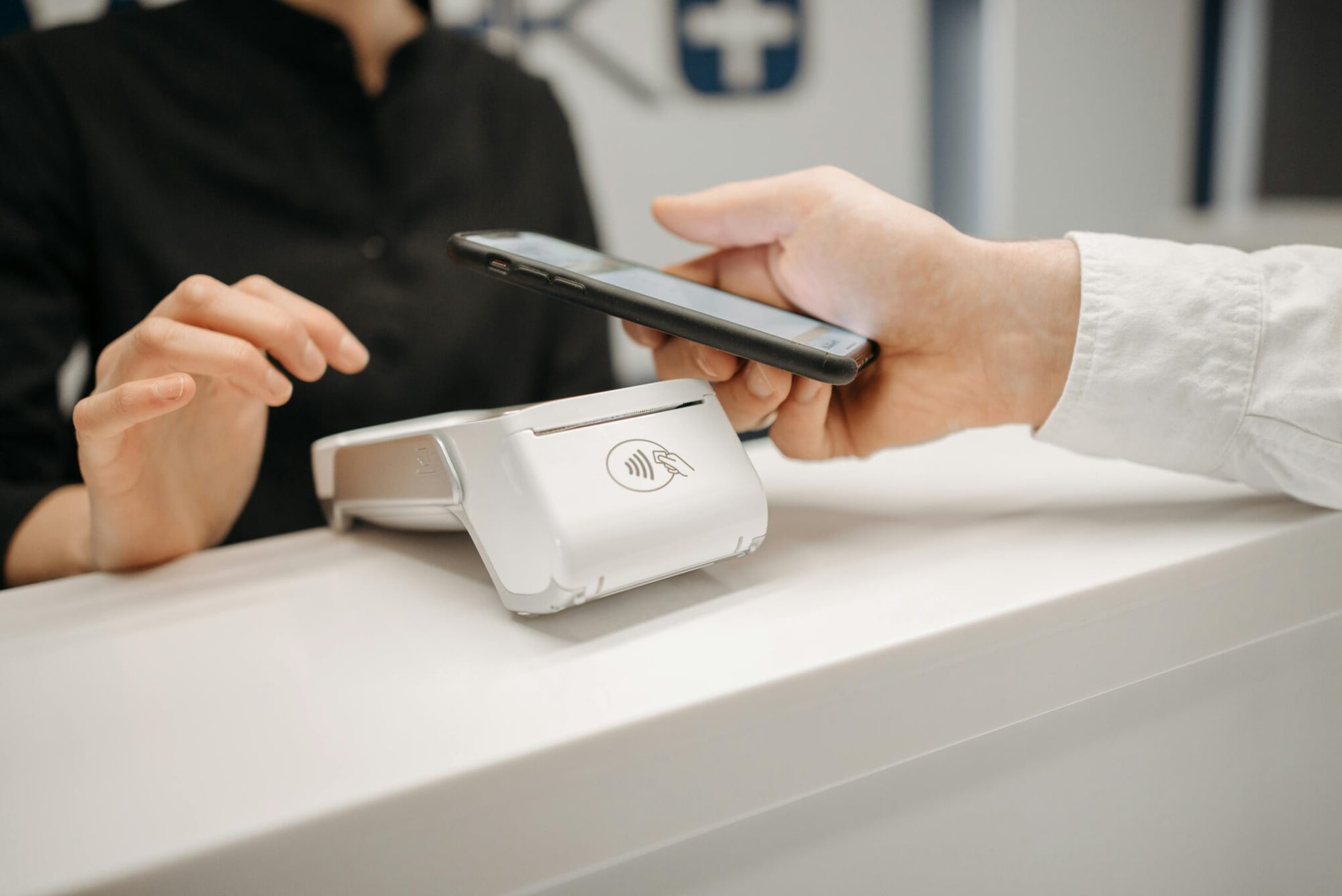 60 percent of retailers are changing their return policies