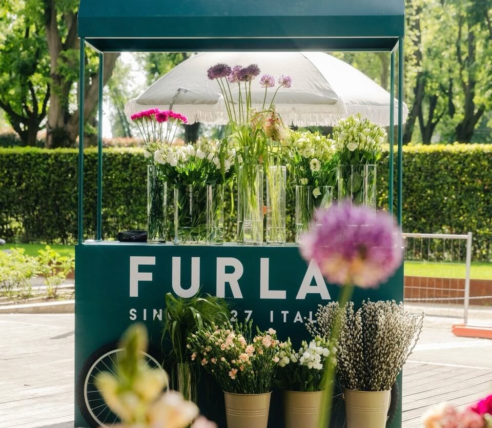 Furla Brought Mothers and Daughters Together for an Ikebana Experience at Milan Art Week