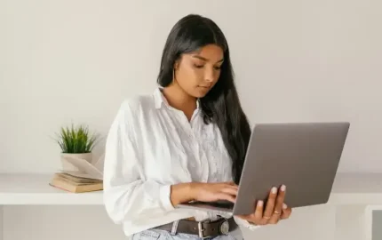 Benefits of Mobile LMS for On-the-Go Employee Learning