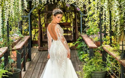Differences Between Haute Couture and Ready-to-Wear