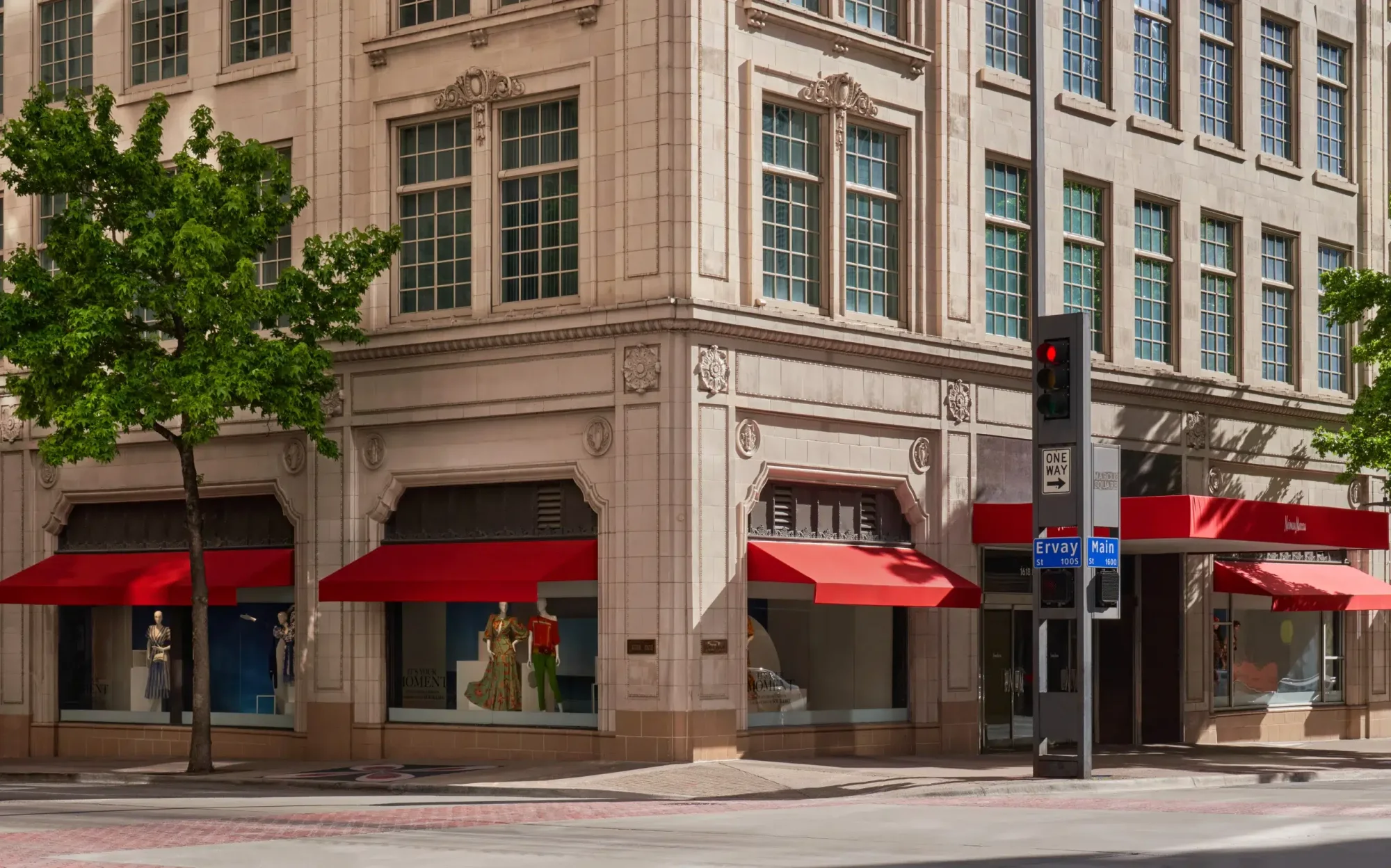 Neiman Marcus Flagship Dallas Store Closes After 117 Years