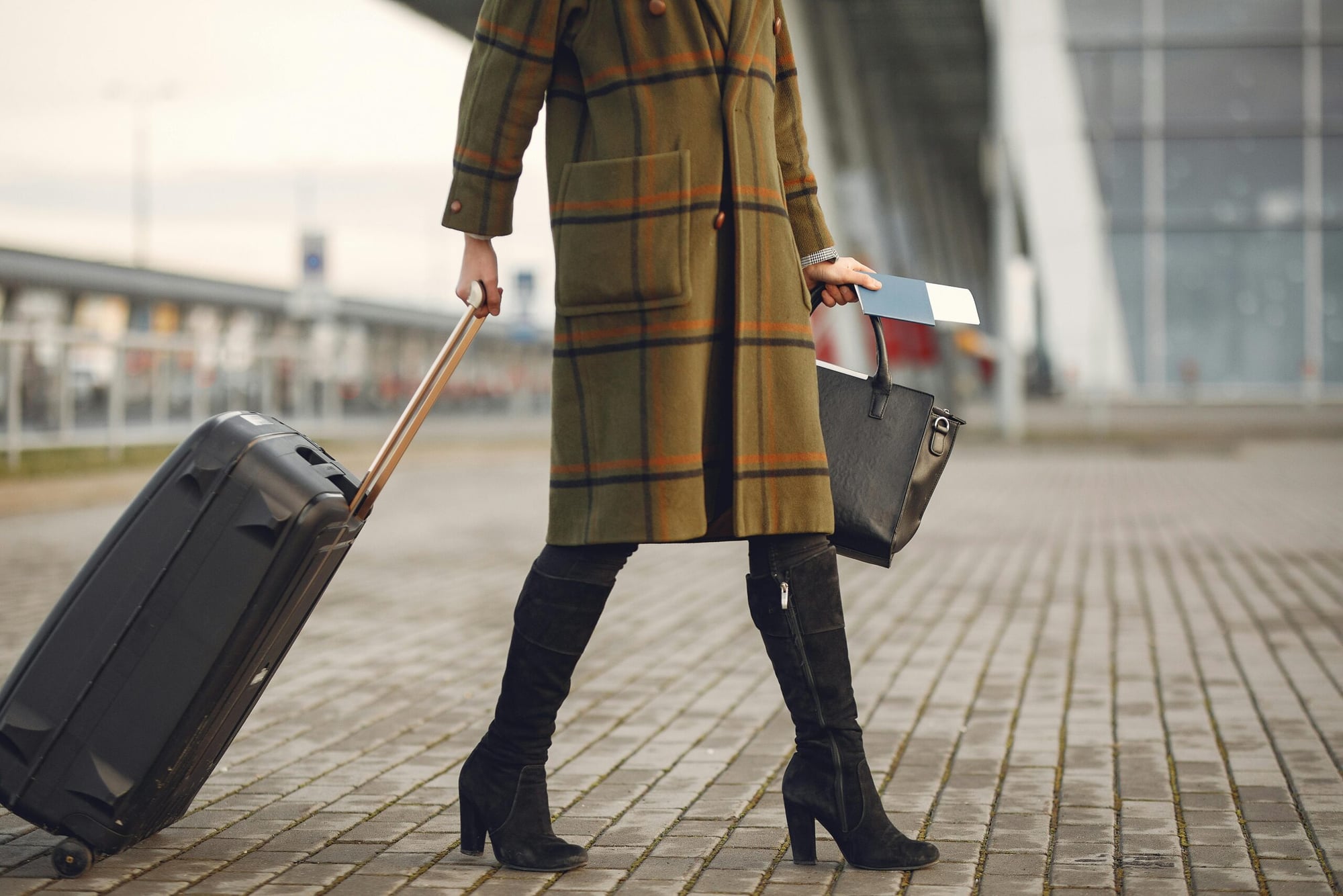 How Digital Payments Are Changing International Travel