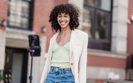 How to Leverage Influencer Marketing for Your Boutique