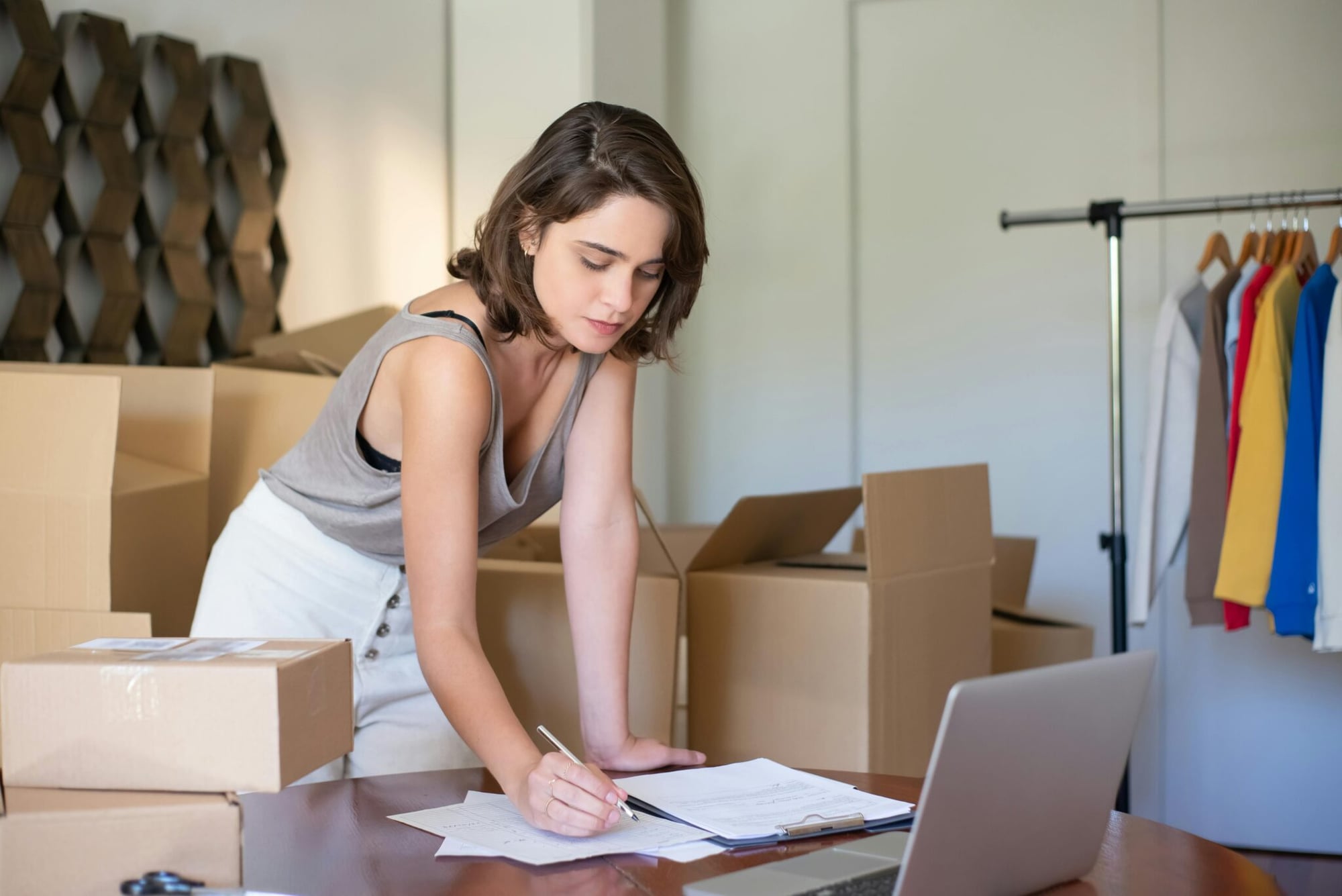 How to Write Compelling Product Descriptions for Your Boutique
