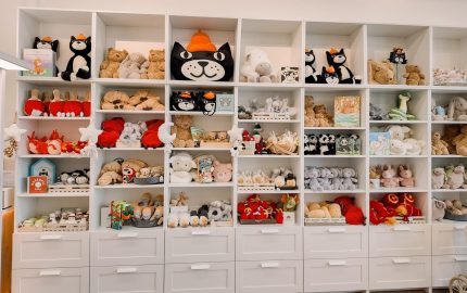 Jellycat Canada at Princess & The Pea Boutique