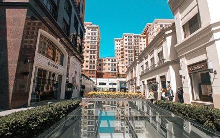 Open-Air Shopping Centers