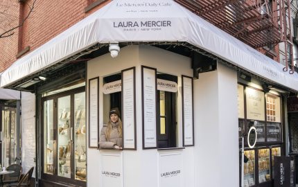 The Amazon Premium Beauty storefront features Laura Mercier's best-selling products, including the viral Translucent Loose Setting Powder and the luxurious Real Flawless Foundation. Customers can also find exclusive bundles, limited-edition products, and interactive tutorials to help create their signature looks.