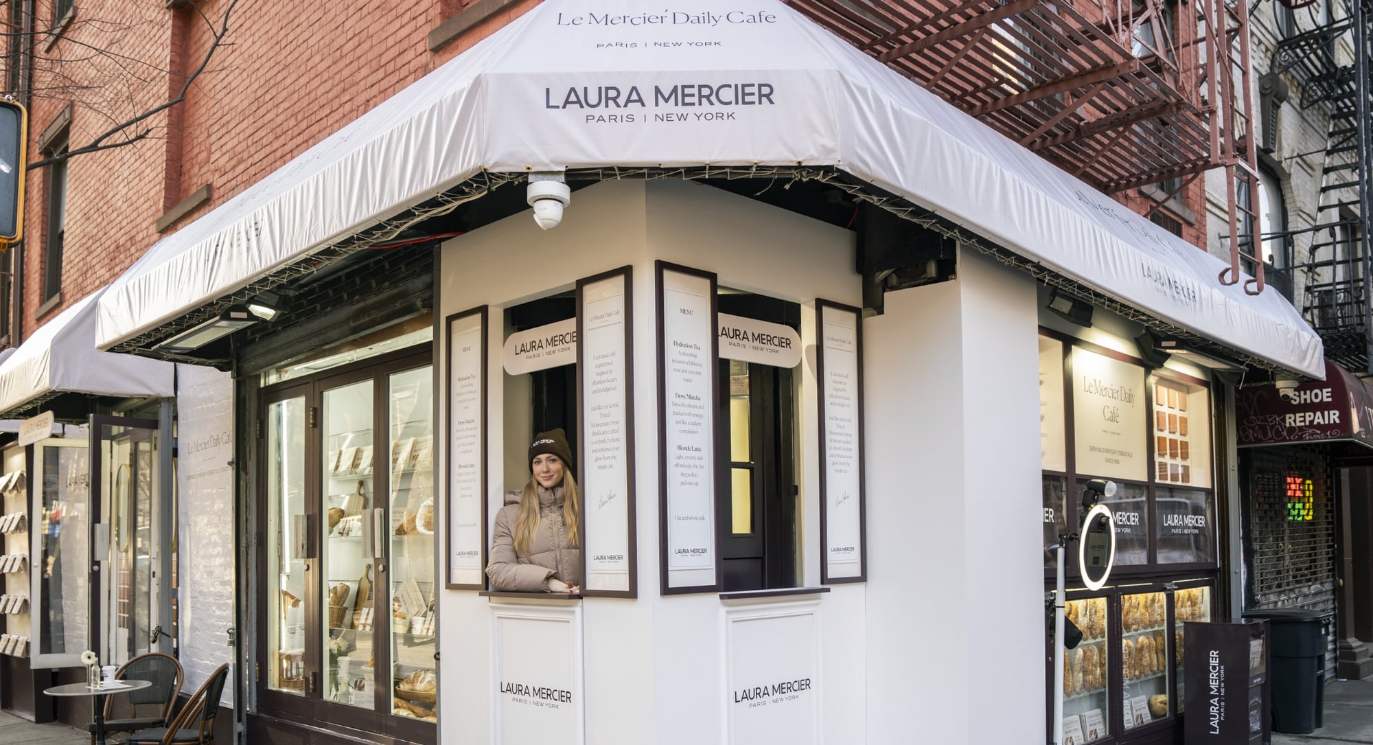 The Amazon Premium Beauty storefront features Laura Mercier's best-selling products, including the viral Translucent Loose Setting Powder and the luxurious Real Flawless Foundation. Customers can also find exclusive bundles, limited-edition products, and interactive tutorials to help create their signature looks.
