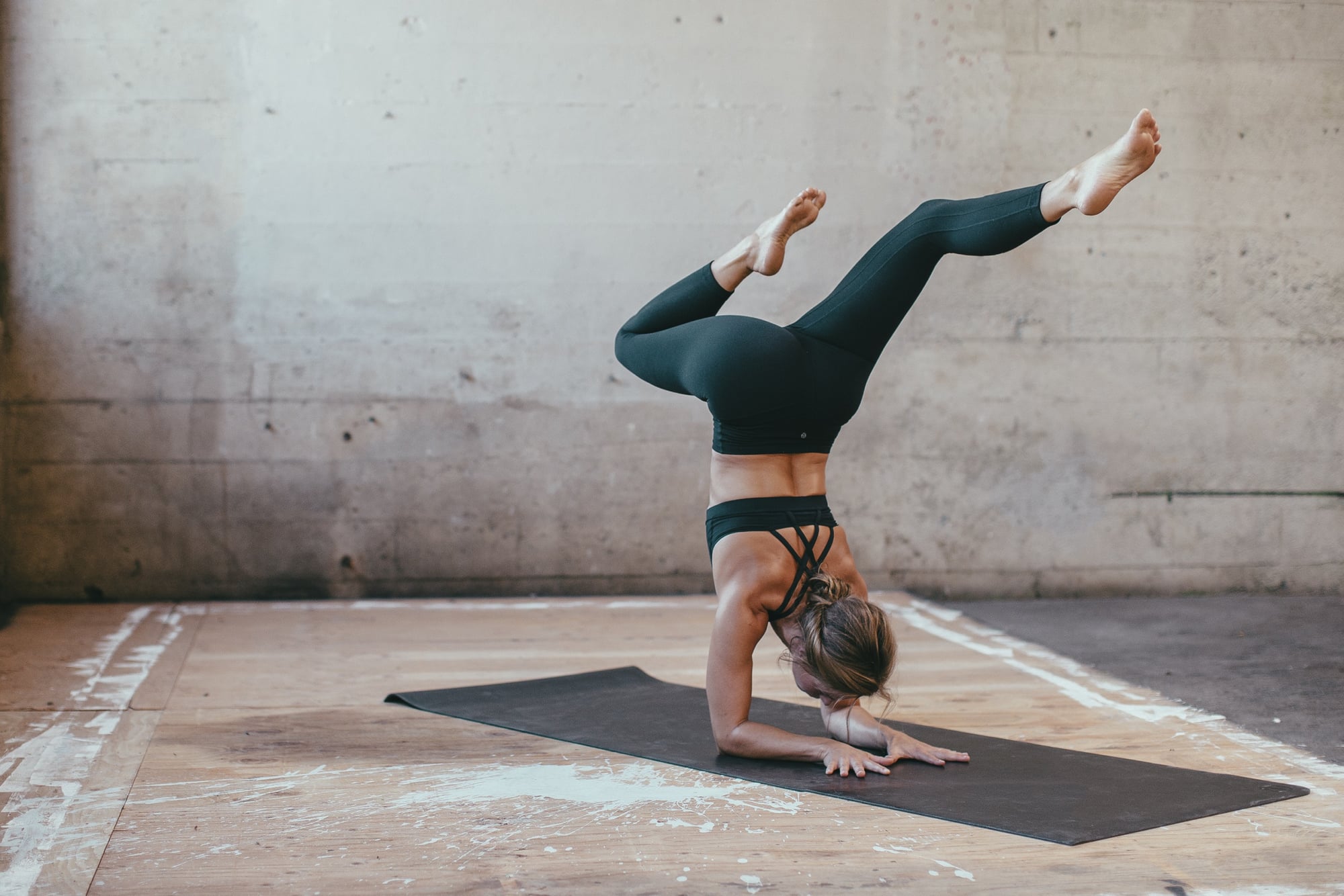 Lululemon Athletica Inc. Reports Q4 and Fiscal 2025 Results