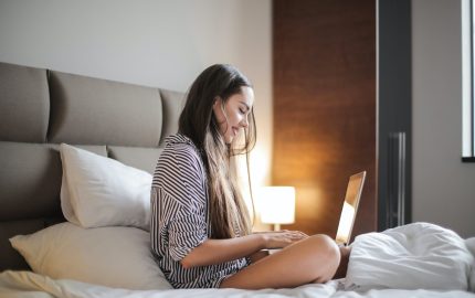 43% of Gen Z prefers direct-to-consumer report