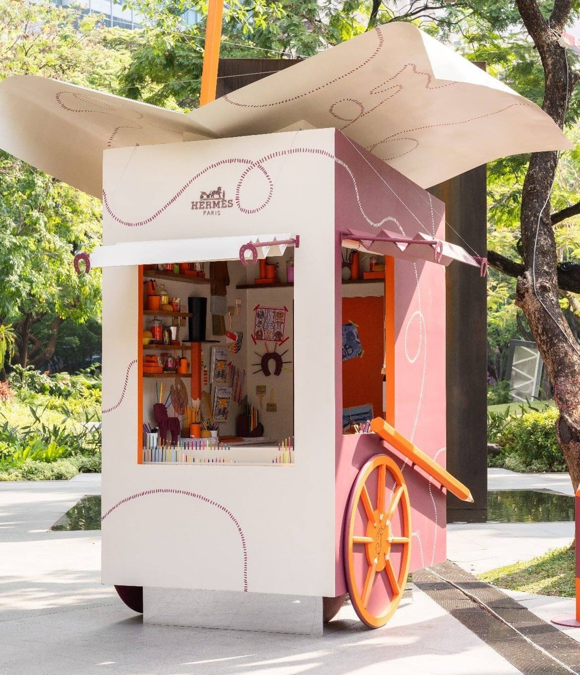 Hermès Brings Its “Drawn to Craft” Pop Up Experience to Manila, Philippines