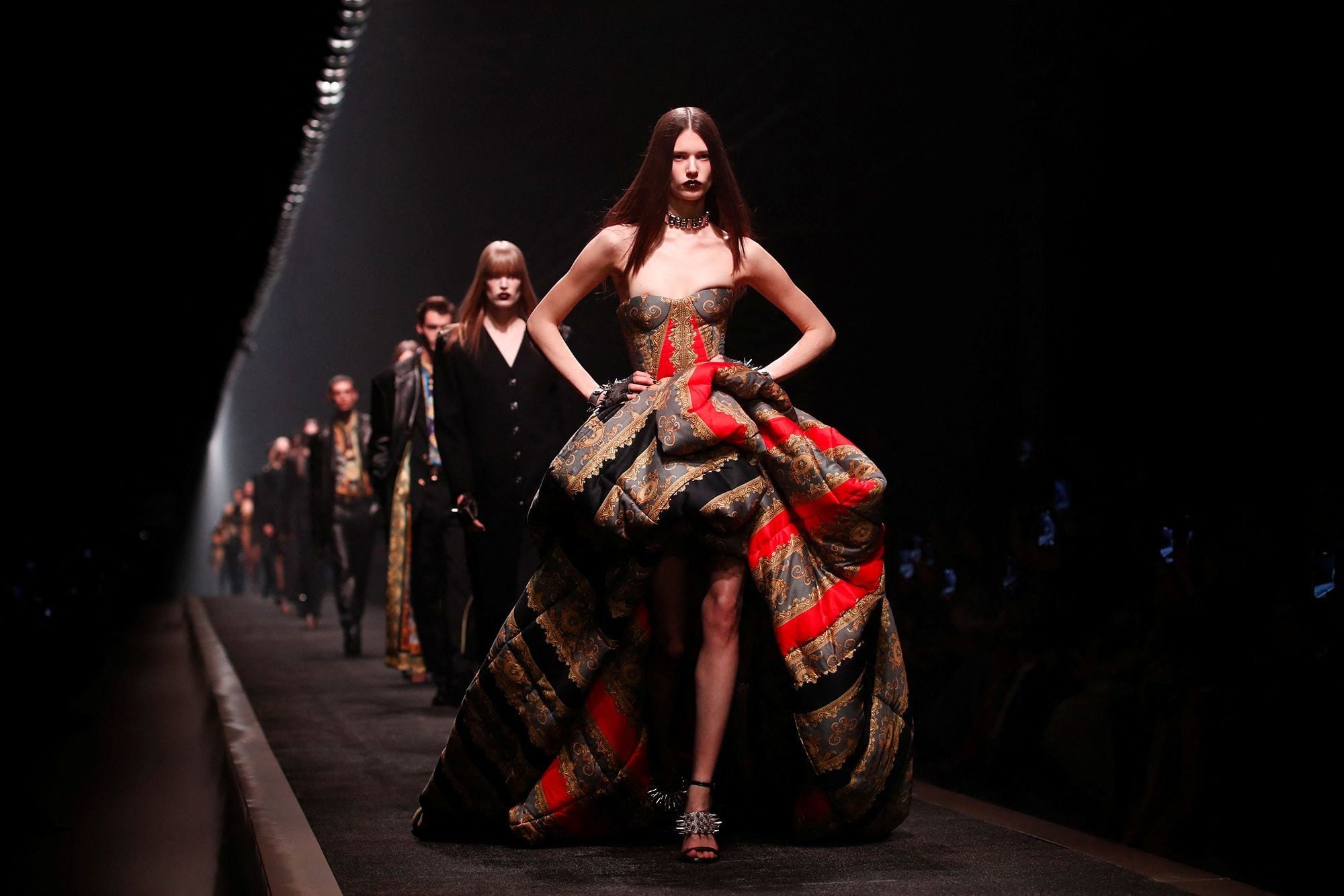 Versace Joins Prada Group in a $1.38 Billion Move