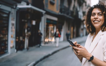 Seventy Percent of U.S. Consumers Using AI Shopping Tools, Reports Acosta Group