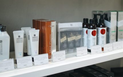 How To Sell Your Beauty Products To Retail Stores