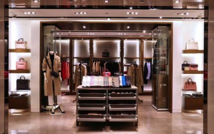 The Trends Quietly Transforming Luxury Retail In 2026