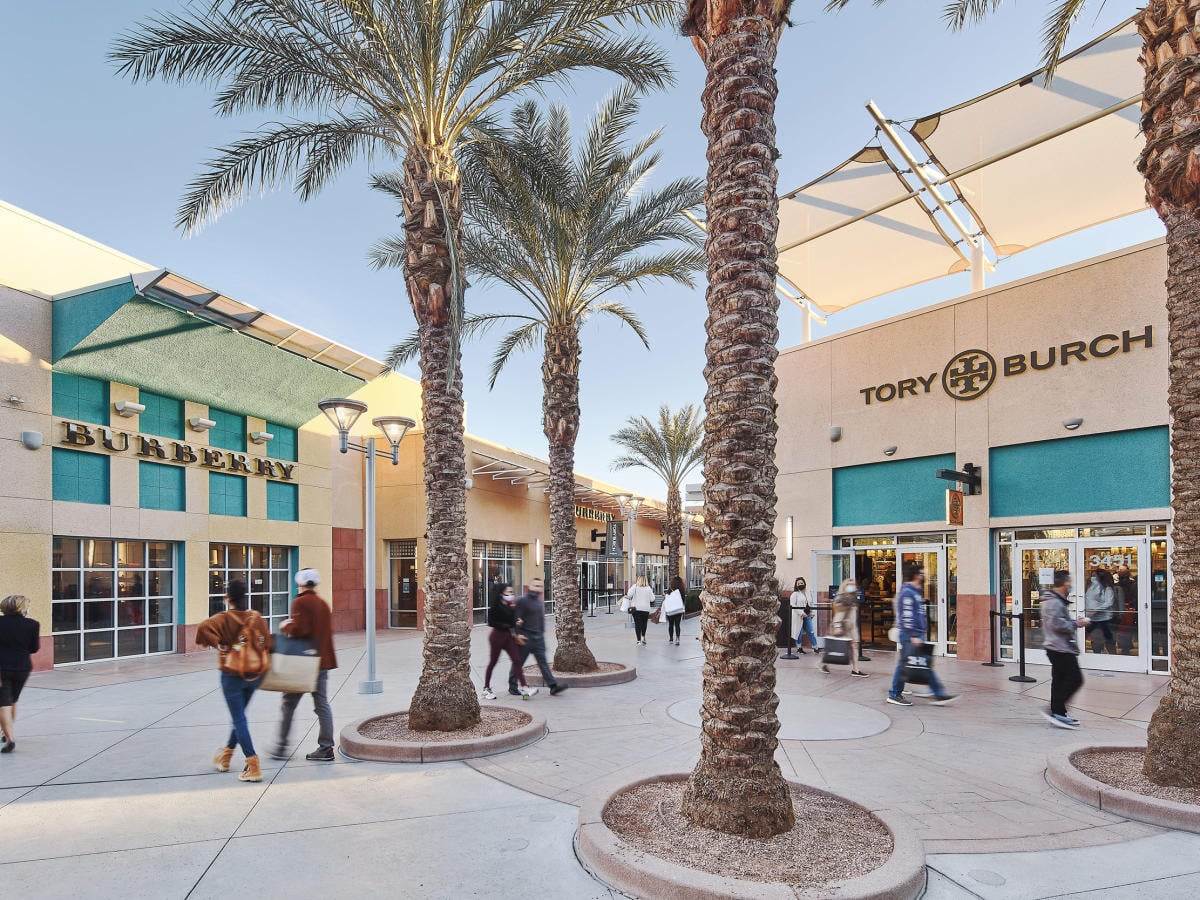 Top 4 Outlets Near Las Vegas [2024 Ranked]