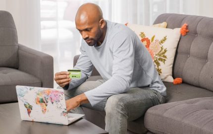 men-spend more than women online-68-percent