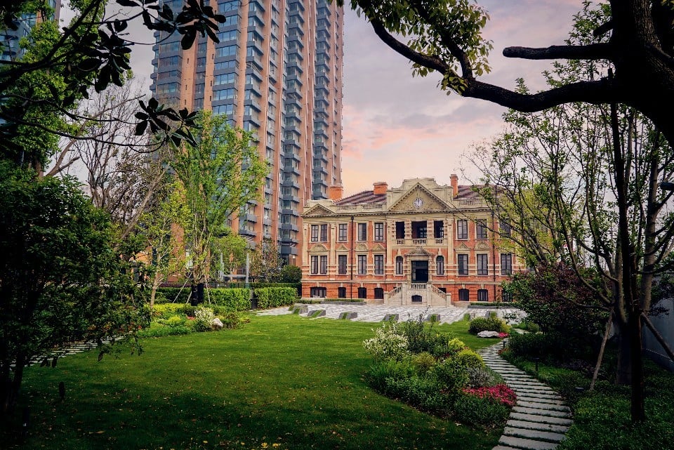 Top 10 Luxury Hotels Owned by Fashion Brands Worldwide