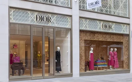 What is Retail Management? Definition and Roles