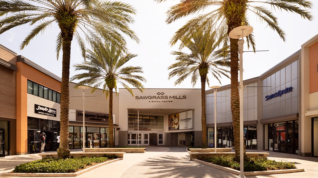 Top 4 Outlet Malls Near Miami