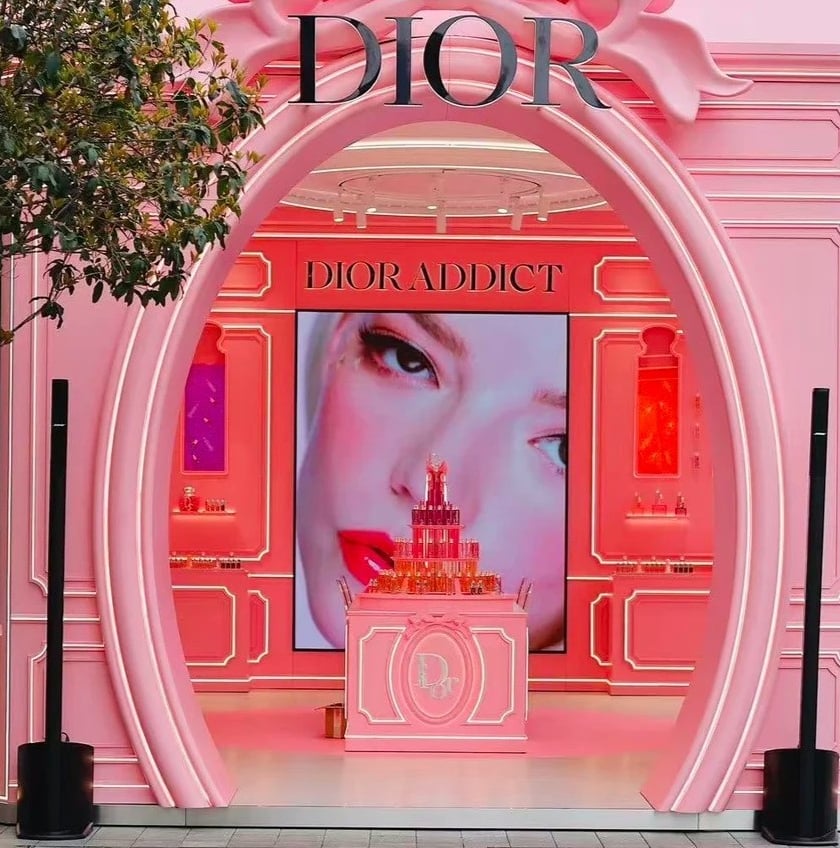 Dior Brought Its Sweetest Beauty Universe to Hangzhou With the Pink Candy House Pop Up